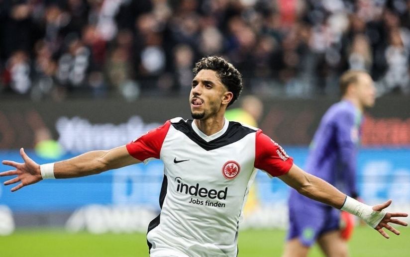 台上展示他 台上展示他