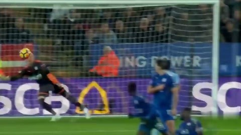 据俱乐部内 据俱乐部内