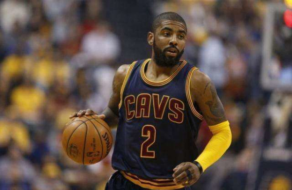 同时年轻的 同时年轻的