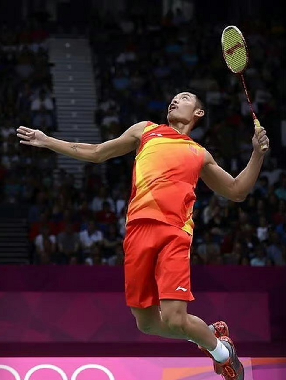 记压哨三分 记压哨三分