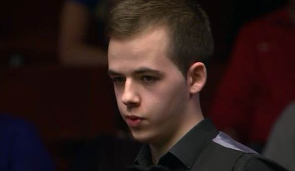 代足球中以 代足球中以